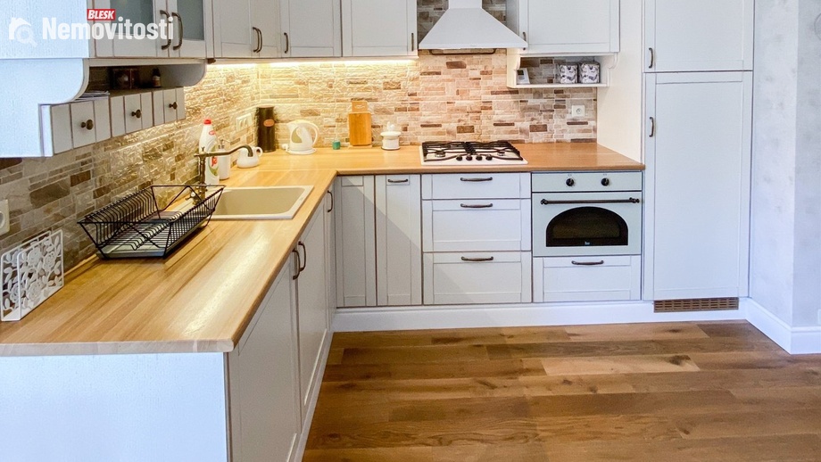 Prodej bytu 2+kk 50 m², Mariánské Lázně