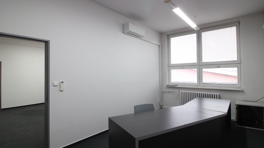 Pronájem kanceláře, 46 m² - Brno-jih