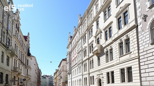 Prodej byty 4+1, 128 m2 - Praha - Smíchov