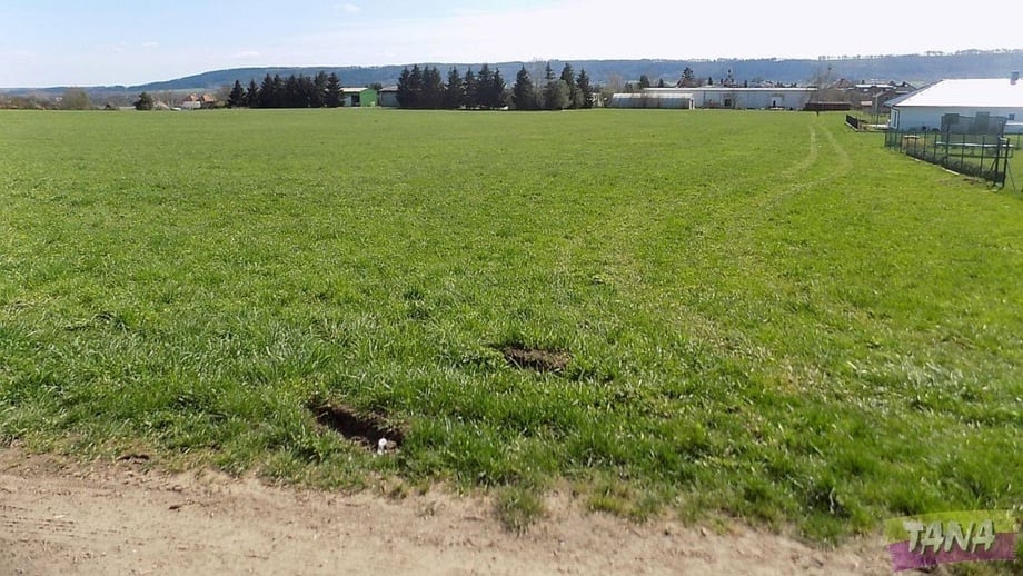Prodej pozemky pro bydlení, 6 744 m² - Dvůr Králové nad Labem