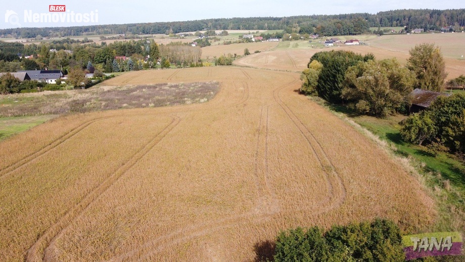 Prodej pole 27 614 m², Dvůr Králové nad Labem