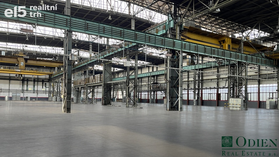 Pronájem sklady, 10 000 m² - Praha - Letňany