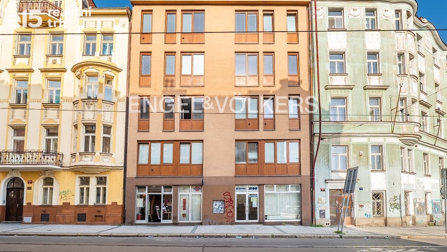 Pronájem kanceláře, 15 m² - Praha - Nusle