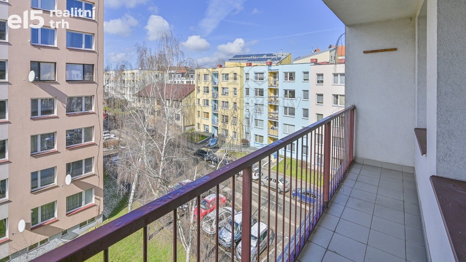 Pronájem byty 4+1, 87 m² - Benešov