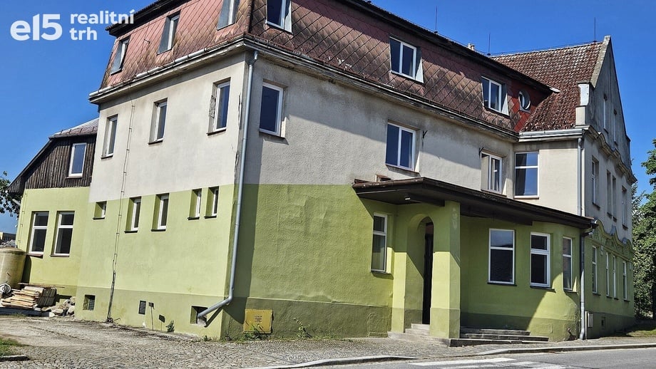Dražby restaurace, 1 587 m² - Studená