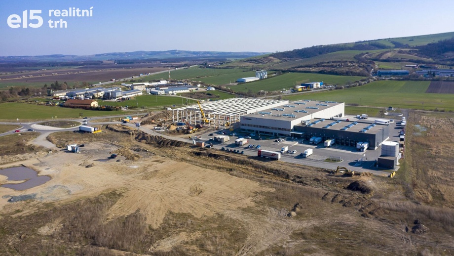 Pronájem sklady, 10 000 m² - Blučina