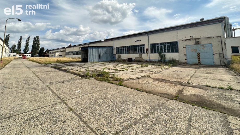 Pronájem výrobního prostoru 3 000 m², Příbram I