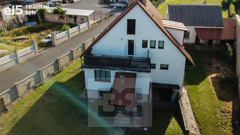 Prodej rodinné domy, 238 m² - Hrobce
