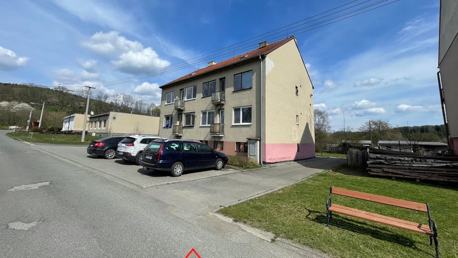 Prodej byty 3+1, 90 m² - Deštná