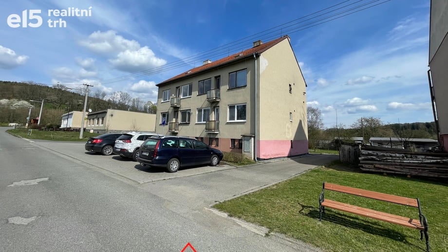 Prodej byty 3+1, 90 m² - Deštná