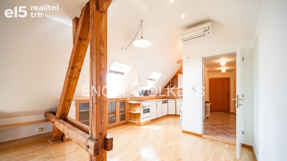 Pronájem bytu 3+kk 119 m², Praha - Střešovice