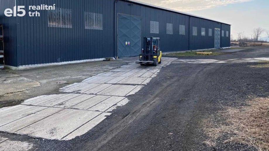 Pronájem sklady, 880 m² - Žalany
