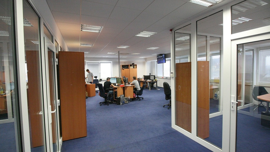 Pronájem kanceláře, 210 m² - Praha - Dolní Chabry