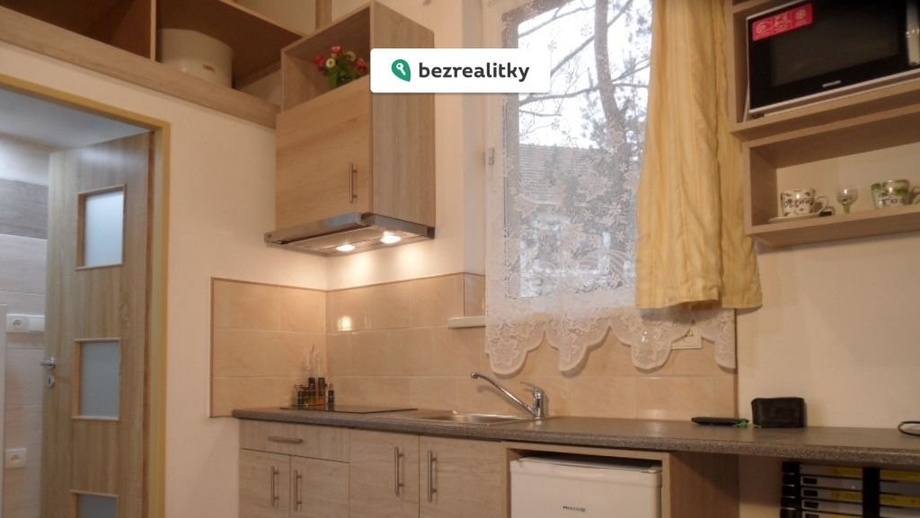 Prodej ostatní komerční nemovitosti, 16 m² - Znojmo