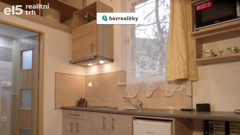 Prodej komerční nemovitosti 16 m², Znojmo-město