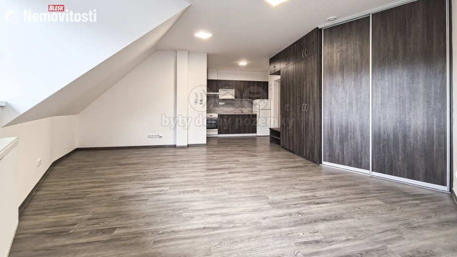 Pronájem bytu 1+kk 33 m², Česká Třebová