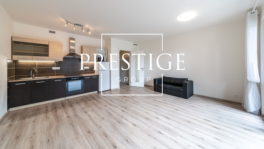 Pronájem byty 1+kk, 48 m² - Praha - Střížkov