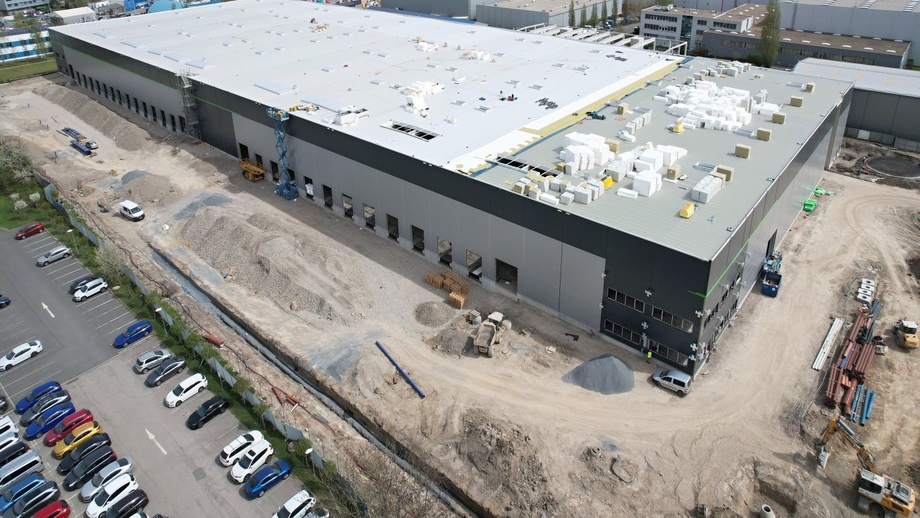 Pronájem sklady, 10 000 m² - Praha - Hostivař