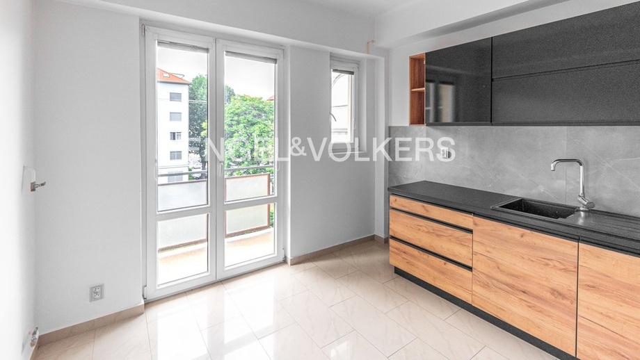 Pronájem byty 3+1, 110 m² - Praha - Holešovice