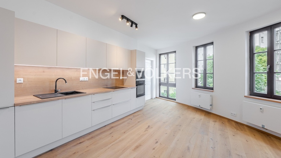 Pronájem byty 3+kk, 73 m² - Praha - Vršovice