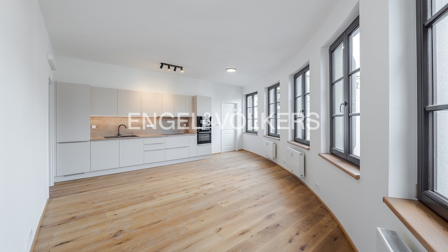 Pronájem byty 3+kk, 74 m² - Praha - Vršovice