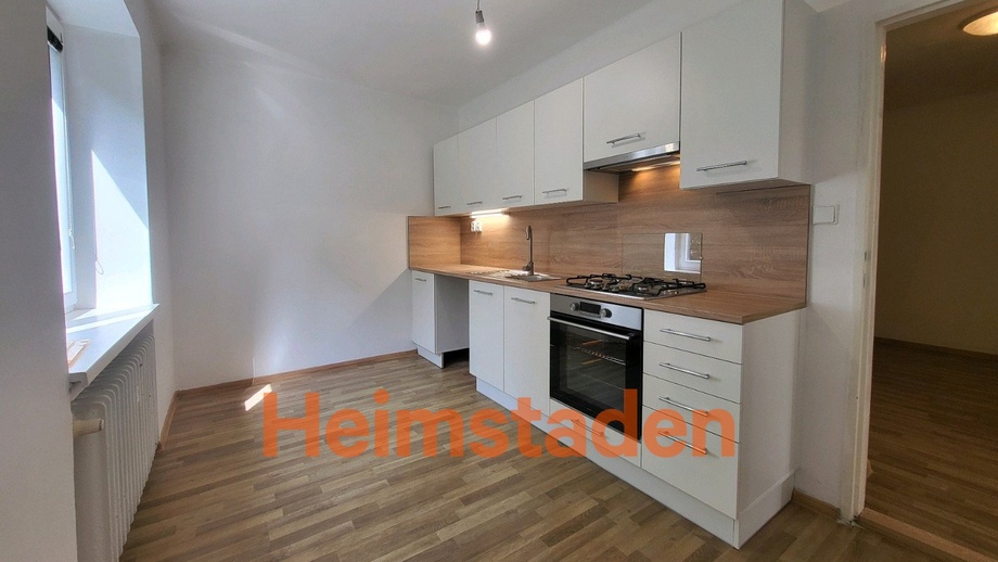 Pronájem byty 2+1, 56 m² - Havířov - Město