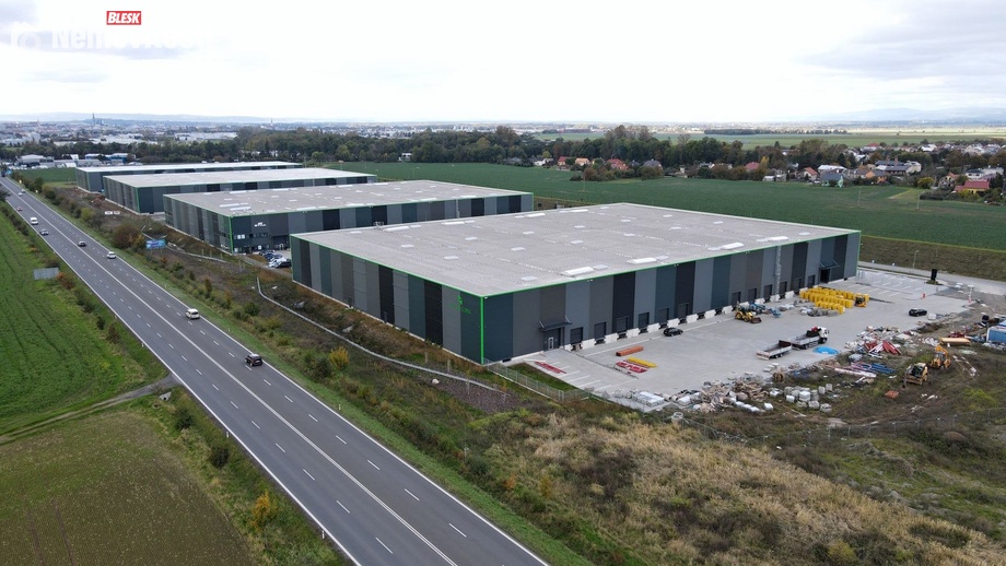 Pronájem výrobního prostoru 5 121 m², Velká Bystřice