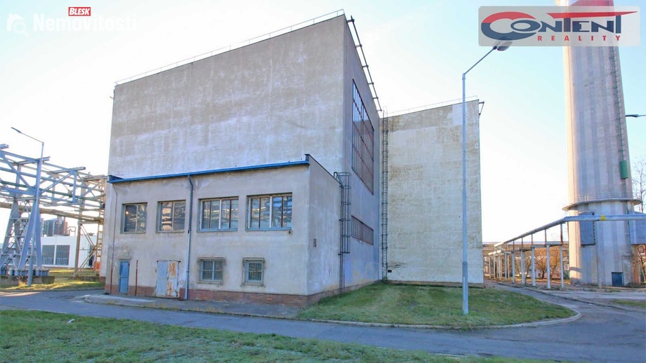 Pronájem výrobního prostoru 2 399 m², Praha-Čakovice