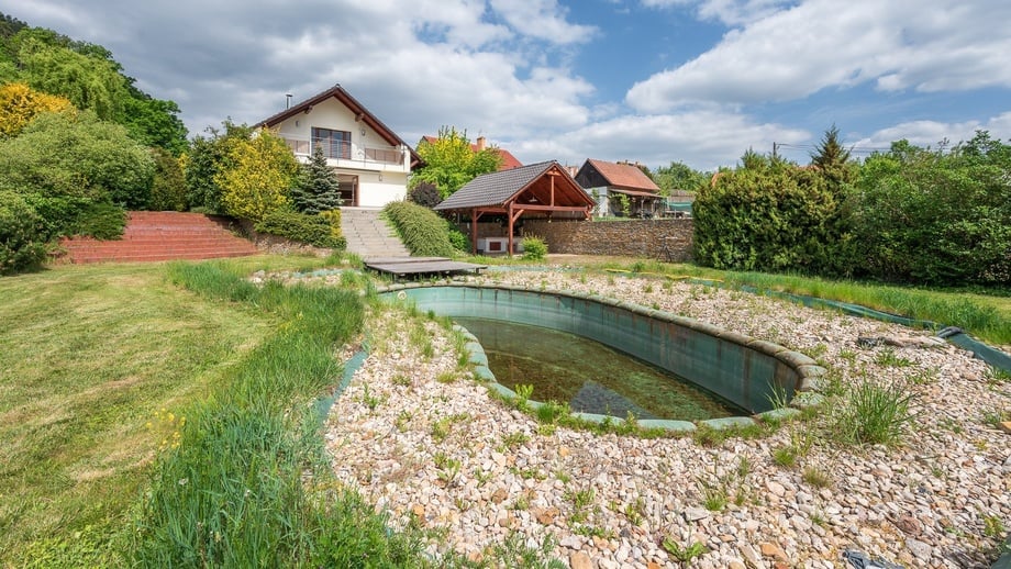 Prodej rodinné domy, 242 m² - Svinošice