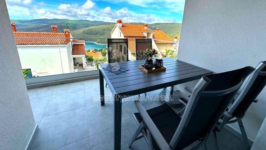 Prodej byty 3+kk, 66 m² - Rabac
