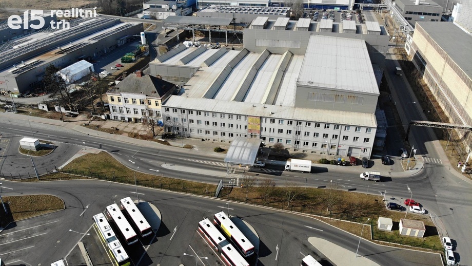 Pronájem skladu 1 980 m², Plzeň 3