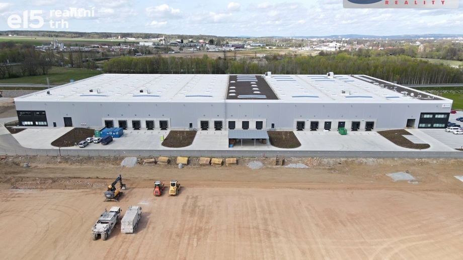 Pronájem skladu 19 825 m², Pohořelice