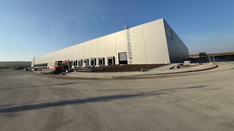Pronájem výroba, 2 800 m² - Starovice