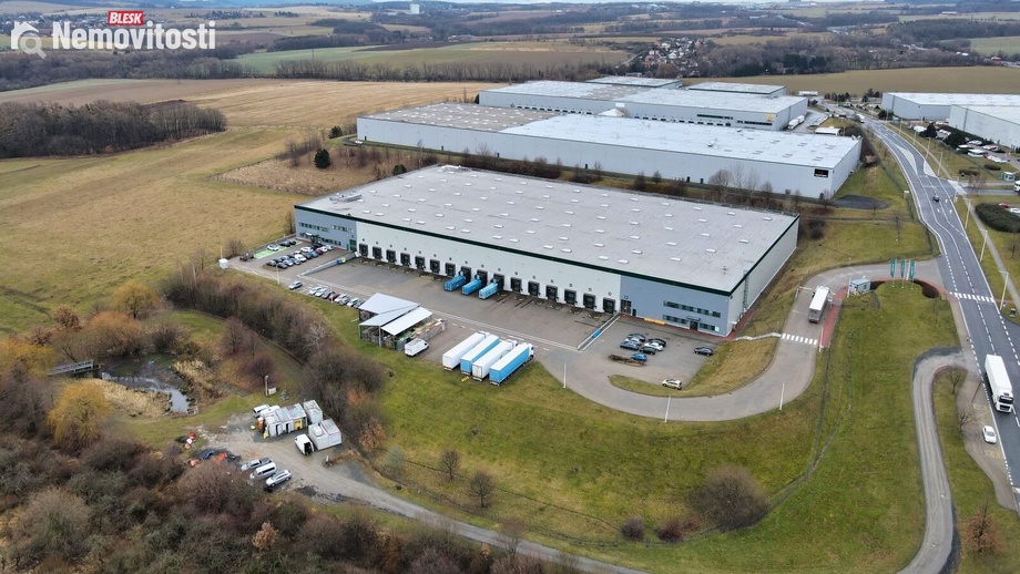 Pronájem výrobního prostoru 20 940 m², Říčany - Jažlovice