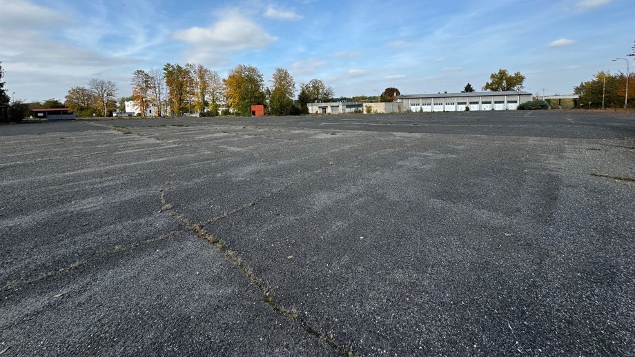 Pronájem výroba, 1 200 m² - Praha - Satalice