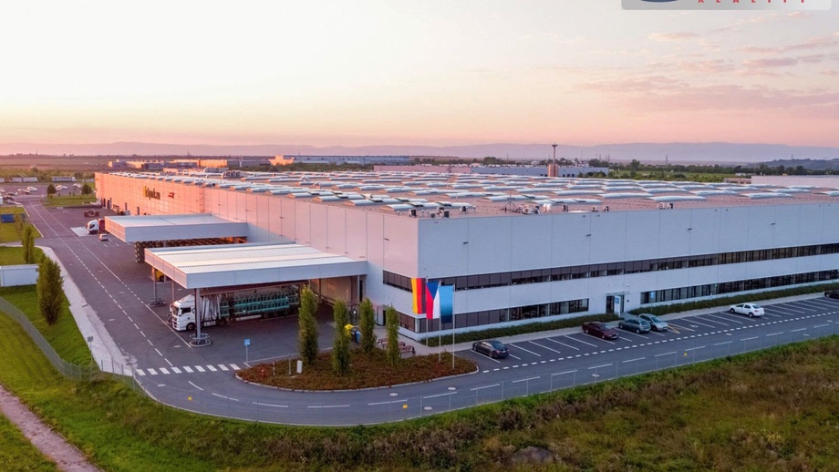 Pronájem výroba, 4 246 m² - Staňkovice Průmyslová zóna Triangle