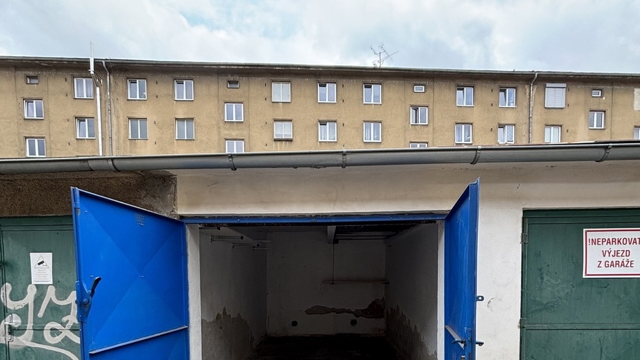 Pronájem garáže, 16 m² - Liberec IV-Perštýn