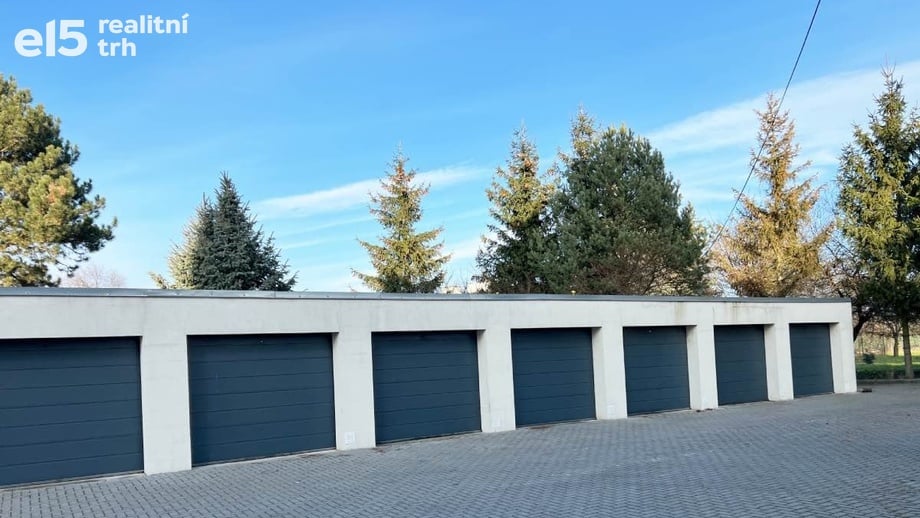 Prodej garáže 16 m², Holešov