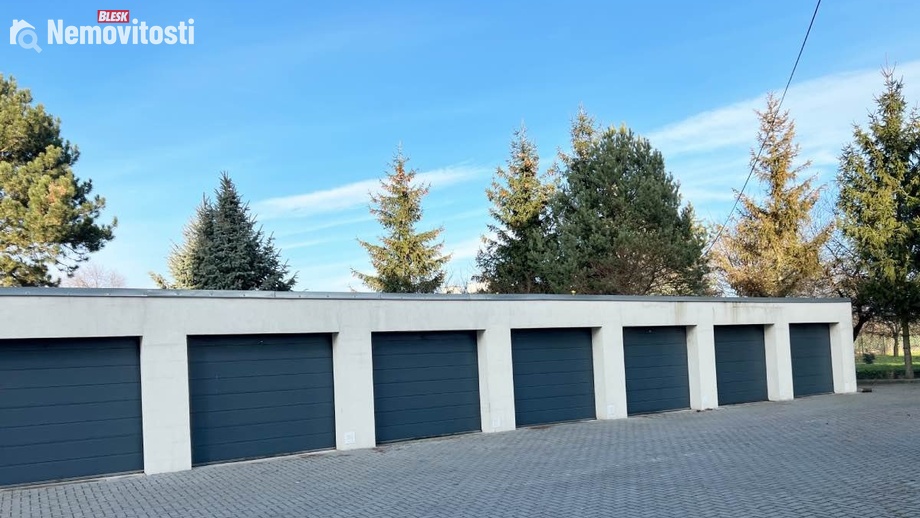 Prodej garáže 16 m², Holešov