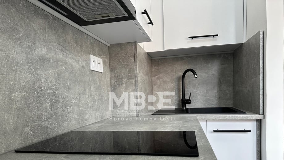 Pronájem byty 1+kk, 23 m² - Karviná