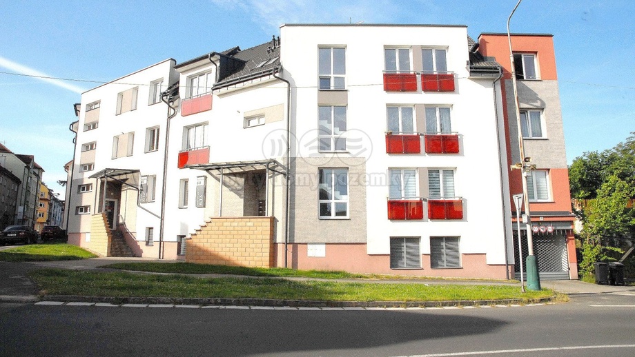 Pronájem byty 2+kk, 56 m² - Jičín - Nové Město
