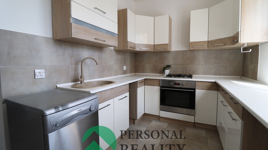Prodej byty 3+1, 68 m² - Chodov