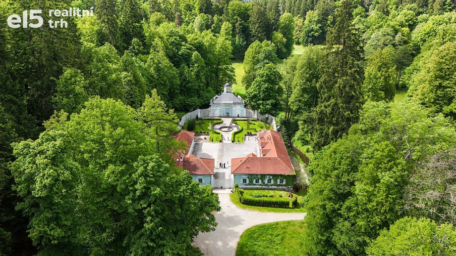Prodej nemovitosti pro ubytování 880 m², Nové Hrady - Údolí