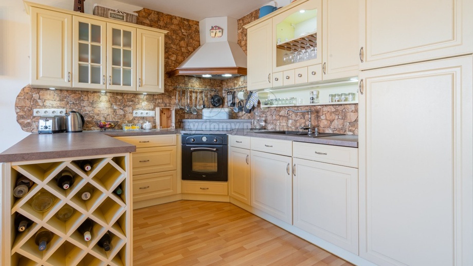 Prodej byty 3+kk, 78 m² - Hostivice