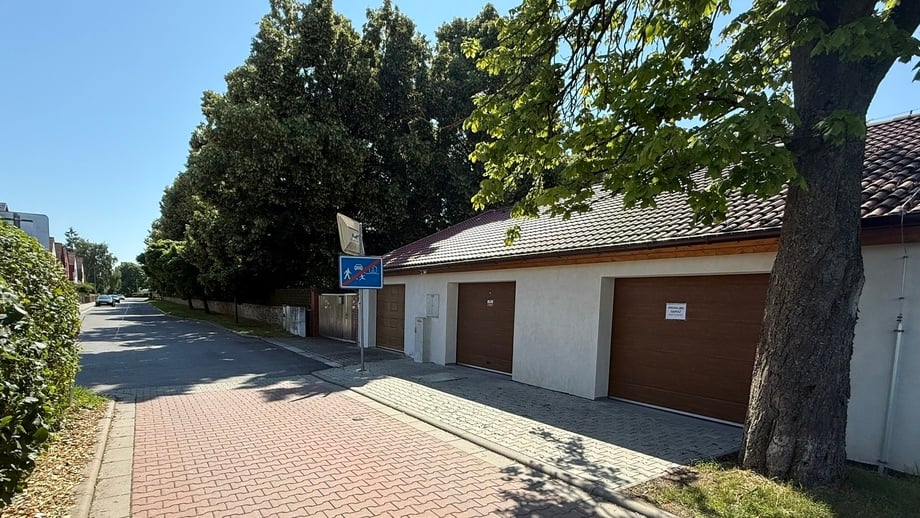 Pronájem garáže, 30 m² - Svitavy - Předměstí