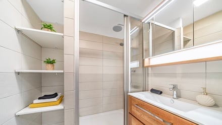 Prodej bytu 4+kk 96 m², Praha - Petrovice
