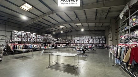 Prodej skladu 26 545 m², Praha