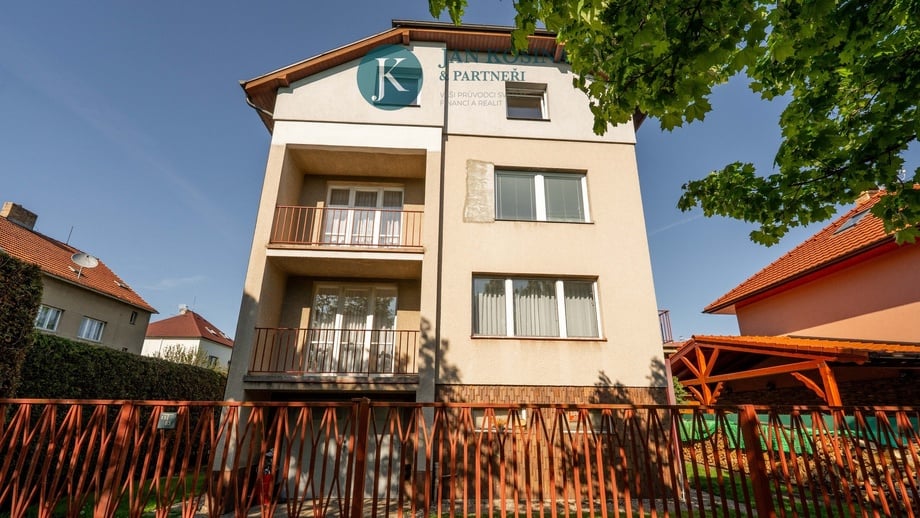 Prodej rodinné domy, 313 m² - Praha - Kyje