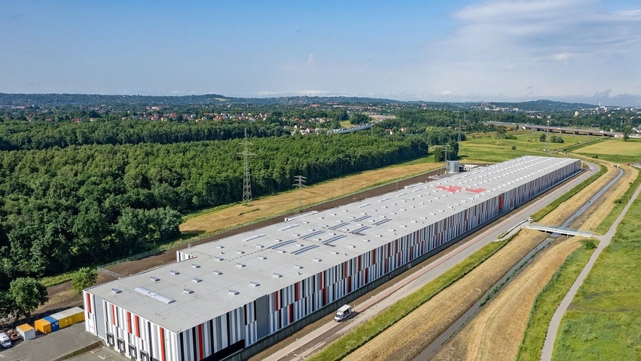 Pronájem sklady, 15 000 m² - Lavičky