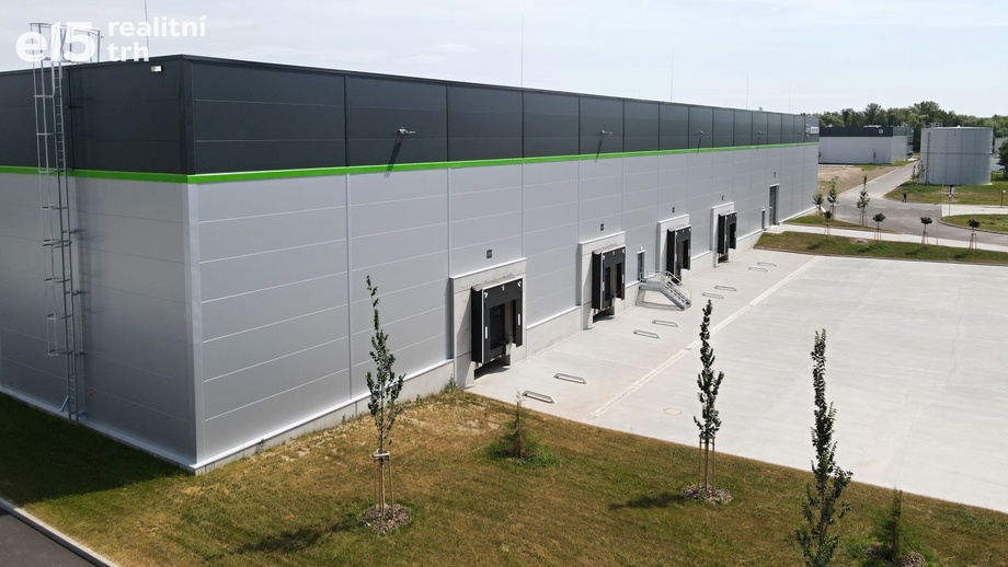 Pronájem skladu 2 000 m², Příšovice